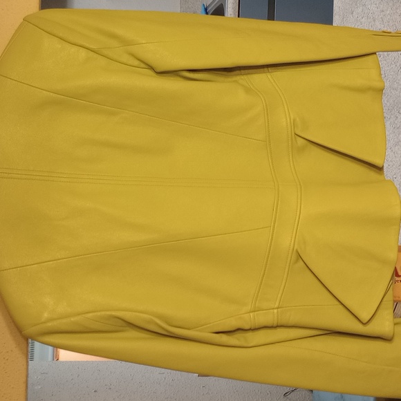 Leather jacket - Picture 3 of 4